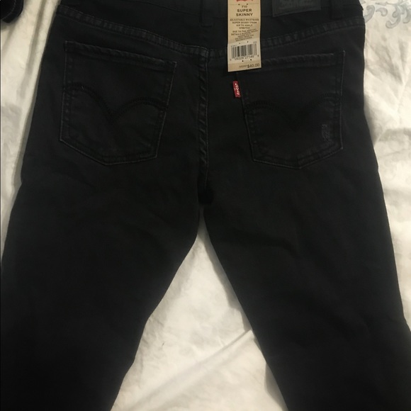 Levi skinny jeans - Picture 2 of 2